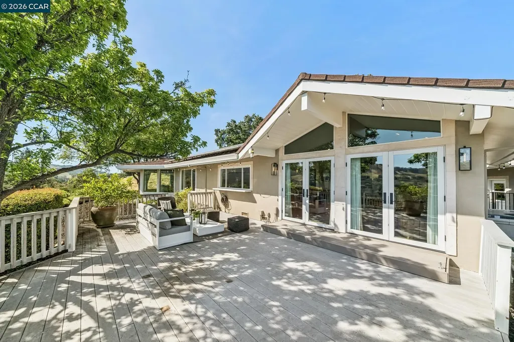 3175 Surmont Drive Lafayette CA 94549