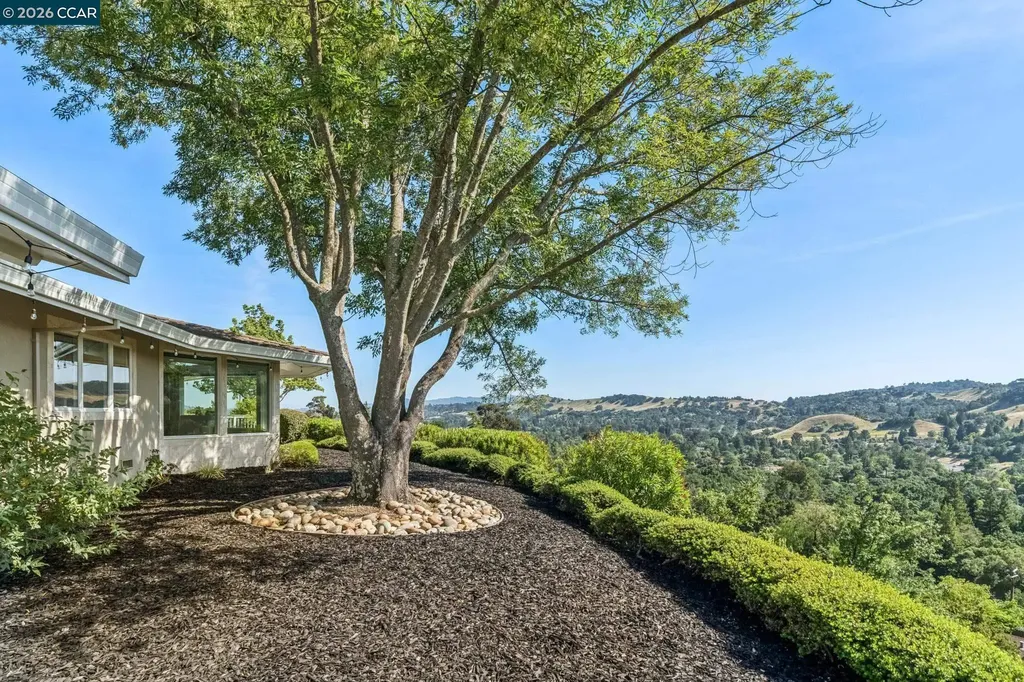 3175 Surmont Drive Lafayette CA 94549