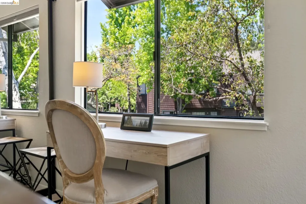 8 Pomfret Walk Pleasant Hill CA 94523