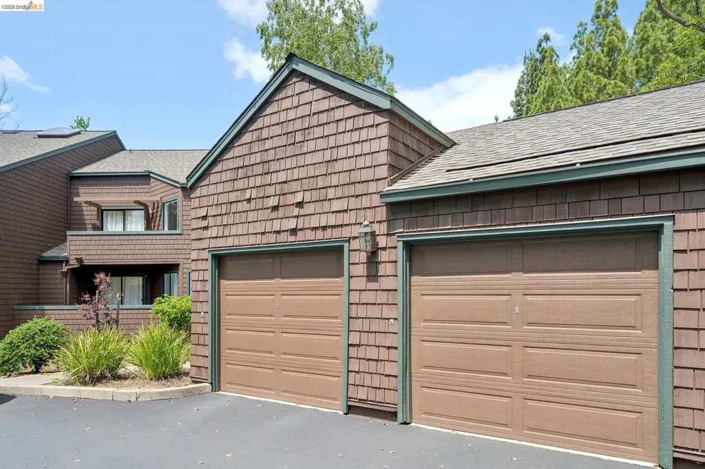 8 Pomfret Walk Pleasant Hill CA 94523