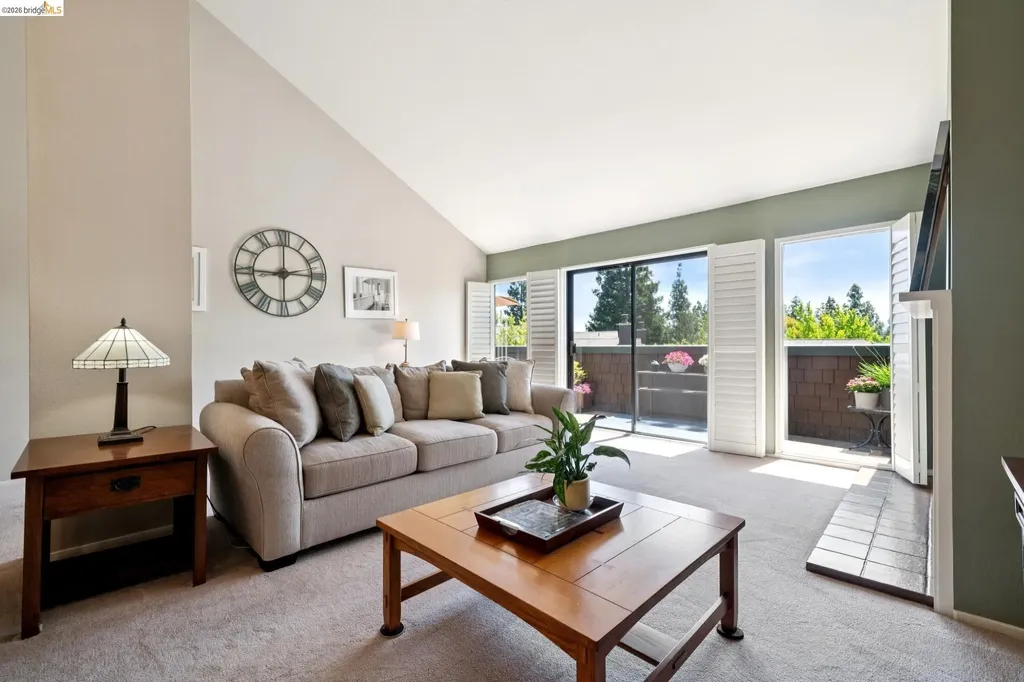 8 Pomfret Walk Pleasant Hill CA 94523