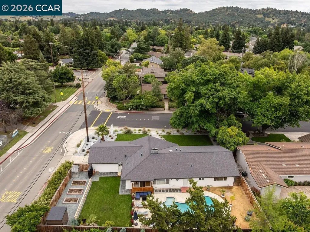 2426 Blackstone Drive Walnut Creek CA 94598