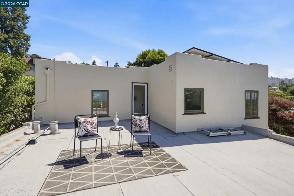 899 Arlington Avenue Berkeley CA 94707