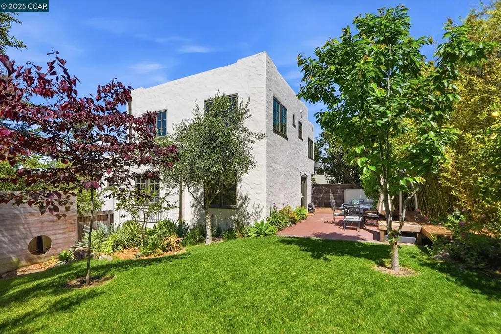 899 Arlington Avenue Berkeley CA 94707
