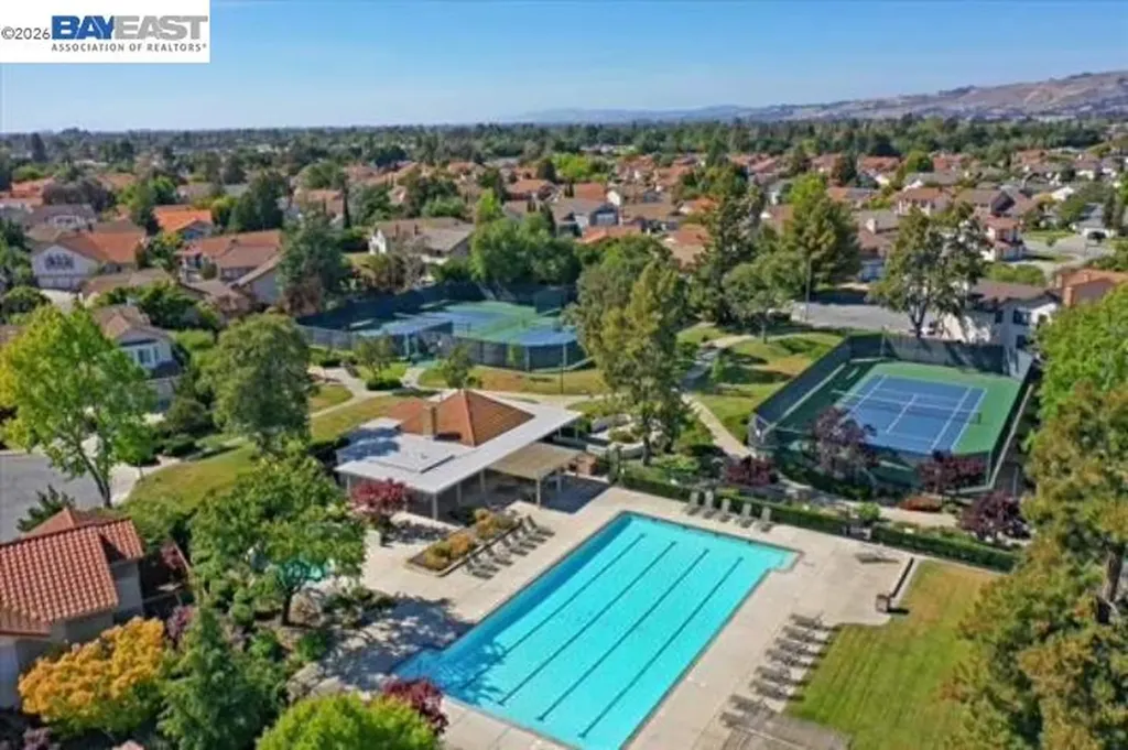 33590 Quail Run Road Fremont CA 94555