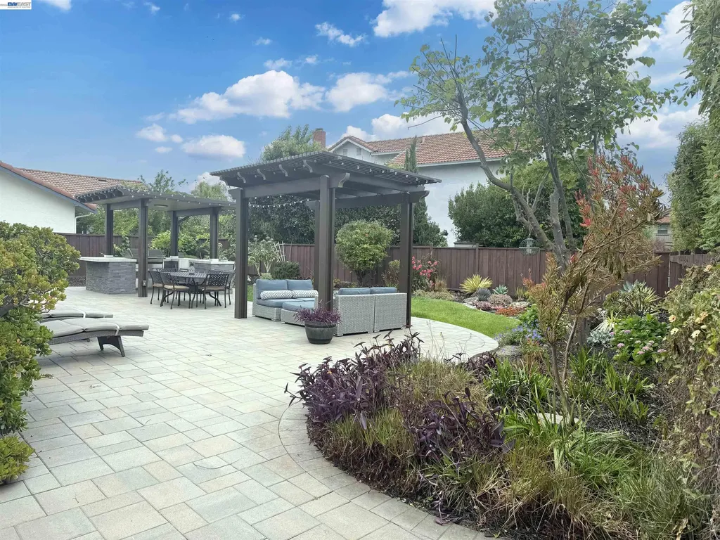 33590 Quail Run Road Fremont CA 94555