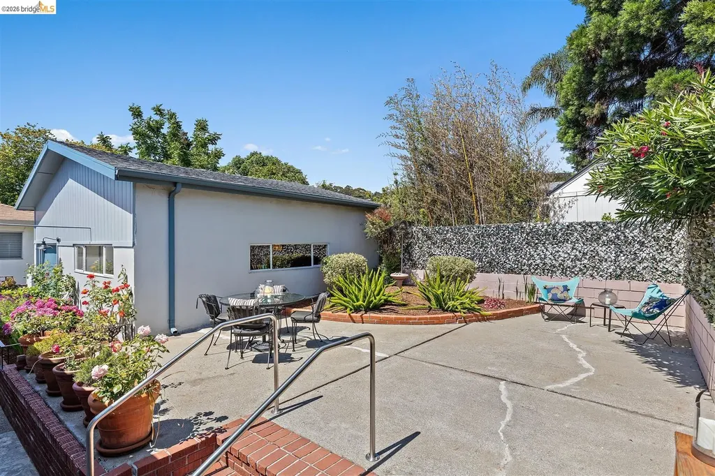 1218 Yuba Avenue San Pablo CA 94806