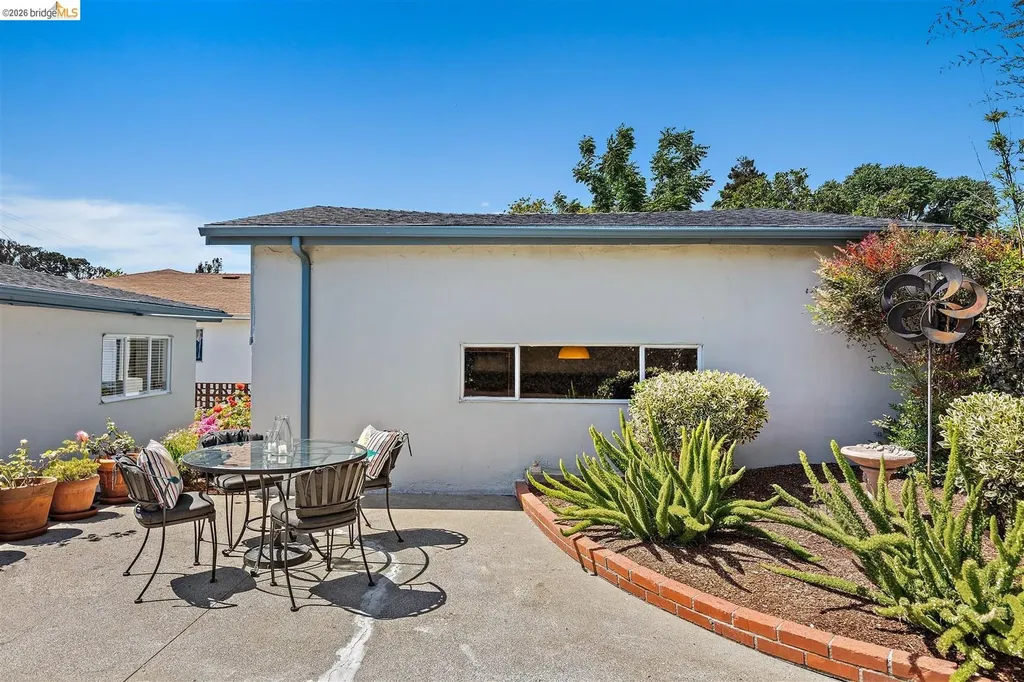 1218 Yuba Avenue San Pablo CA 94806