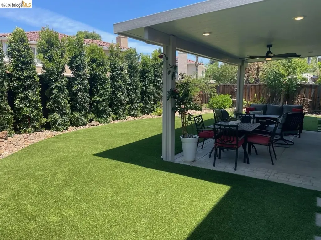 2037 Newton Drive Brentwood CA 94513