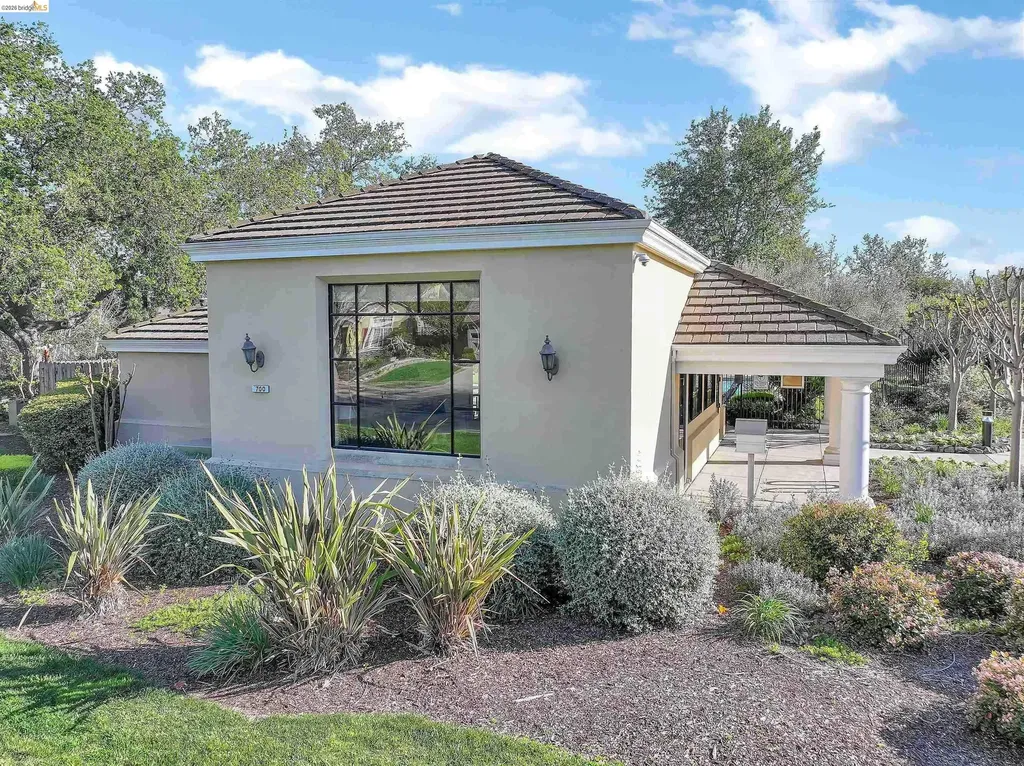 2037 Newton Drive Brentwood CA 94513