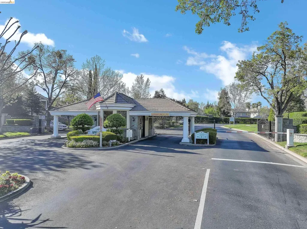 2037 Newton Drive Brentwood CA 94513