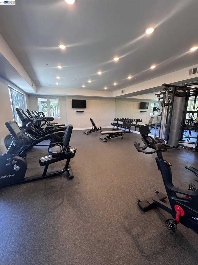 80 Woodbury Highlands Place Lafayette CA 94549