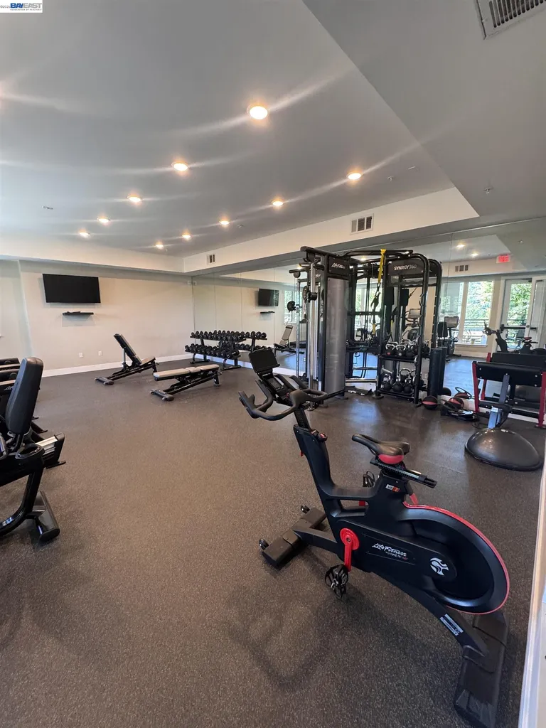 80 Woodbury Highlands Place Lafayette CA 94549