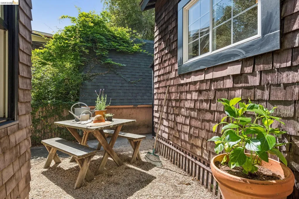 1490 Arch Street Berkeley CA 94708