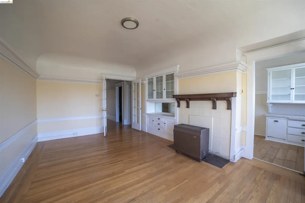 701 43rd Street Oakland CA 94609