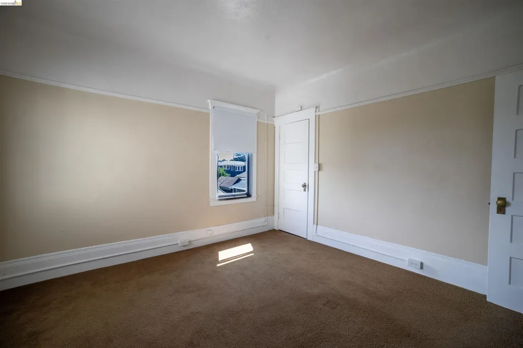 701 43rd Street Oakland CA 94609