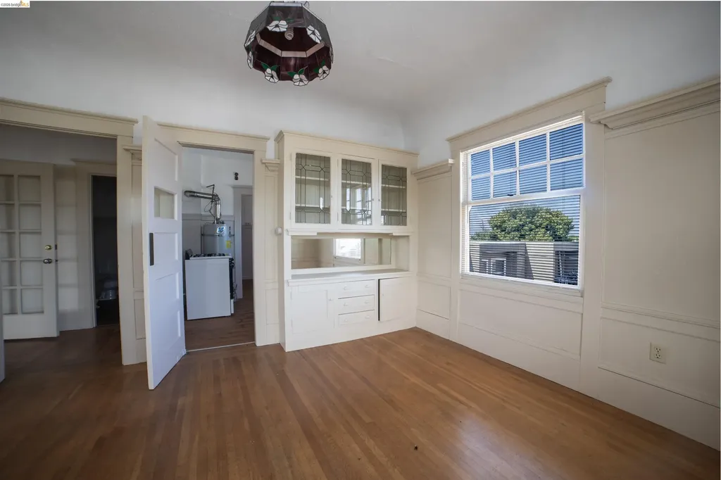 701 43rd Street Oakland CA 94609