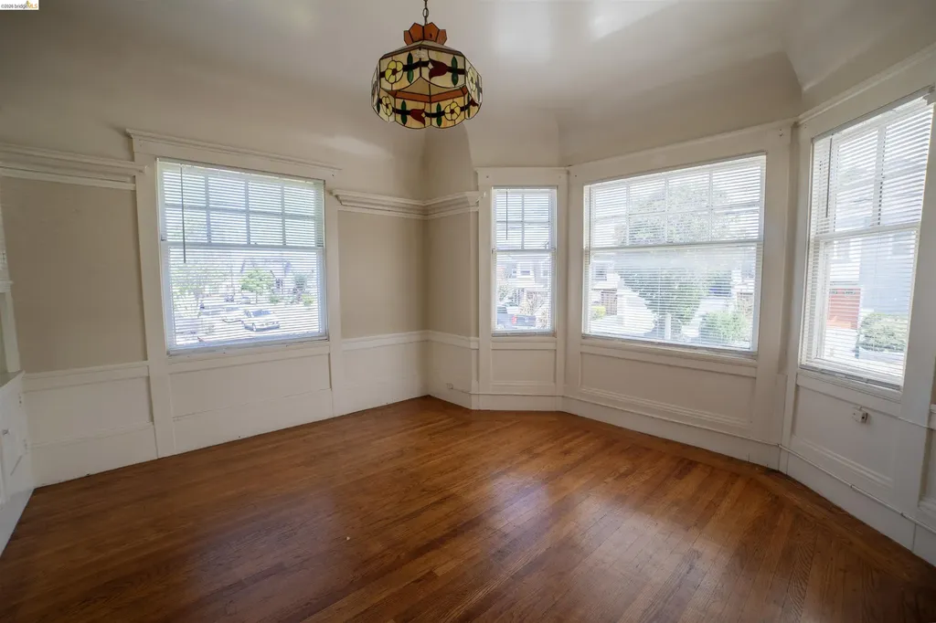 701 43rd Street Oakland CA 94609