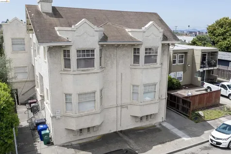 701 43RD Street Oakland CA 94609