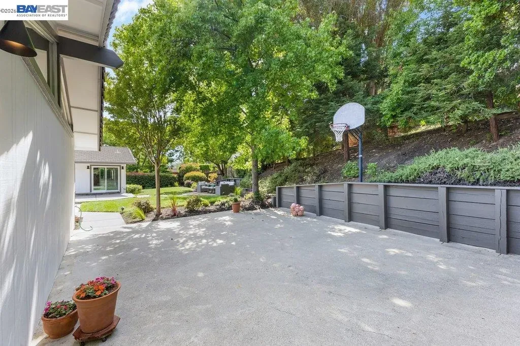 55 Mott Drive Alamo CA 94507