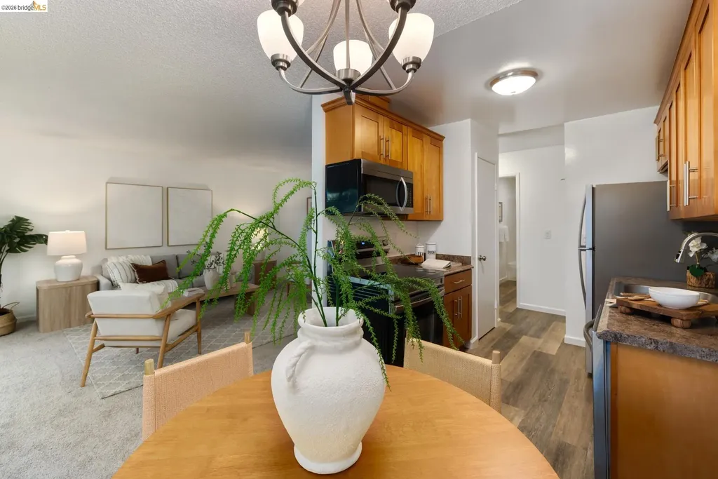 5310 Ridgeview Circle El Sobrante CA 94803
