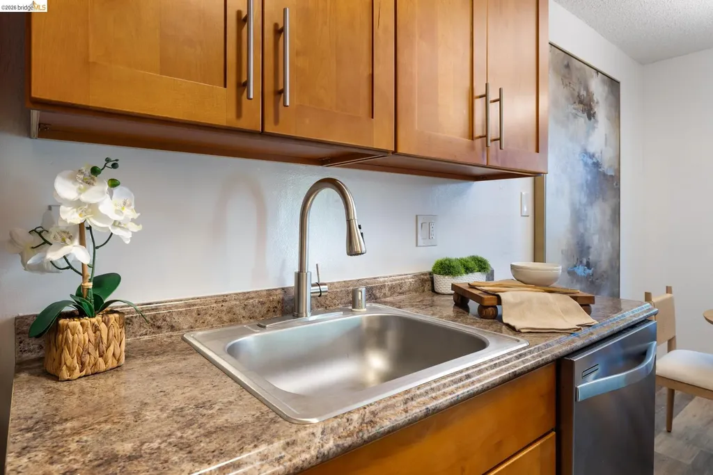 5310 Ridgeview Circle El Sobrante CA 94803