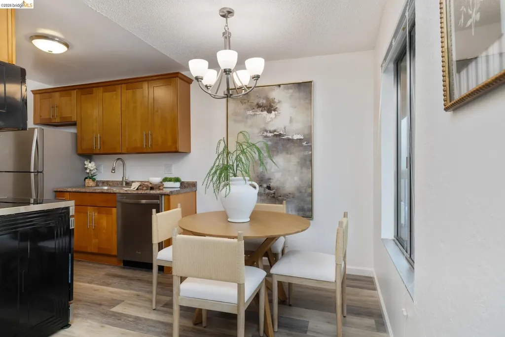 5310 Ridgeview Circle El Sobrante CA 94803