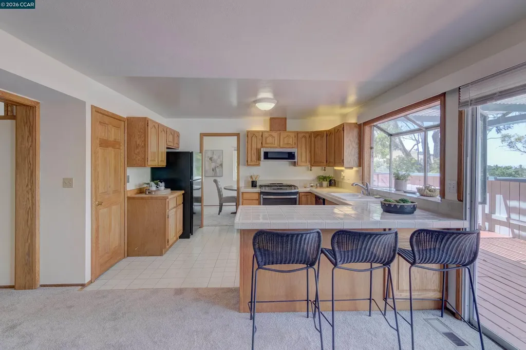 585 Mt Dell Drive Clayton CA 94517