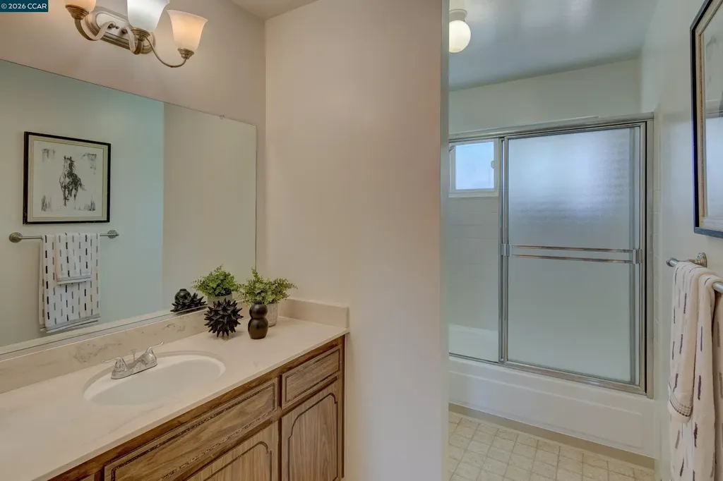 585 Mt Dell Drive Clayton CA 94517