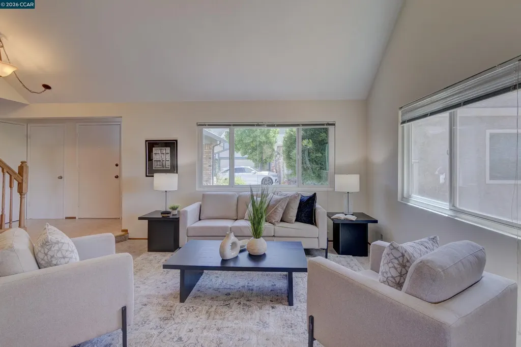 585 Mt Dell Drive Clayton CA 94517