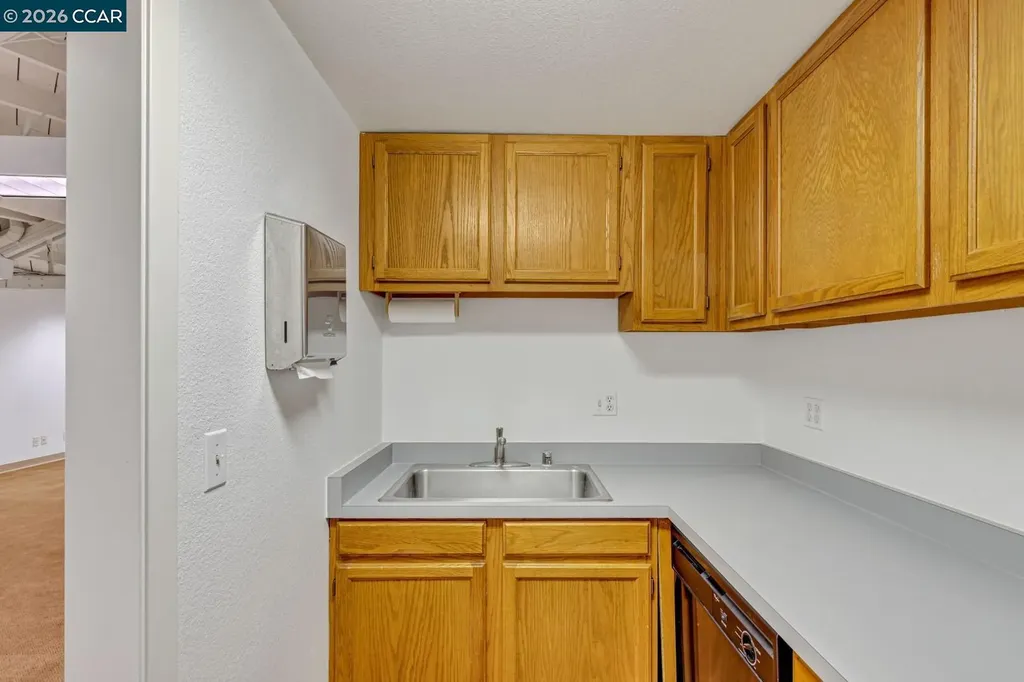 220 4th Street Oakland CA 94607