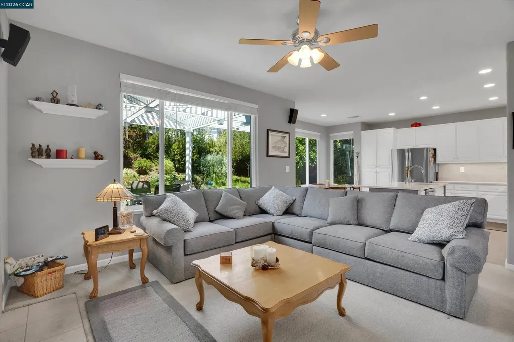 120 Mont St Michel Way Martinez CA 94553