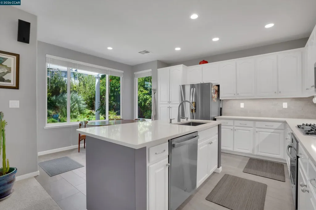 120 Mont St Michel Way Martinez CA 94553