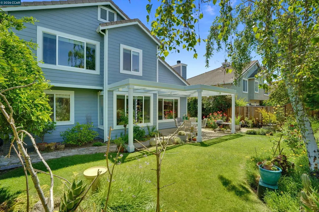120 Mont St Michel Way Martinez CA 94553