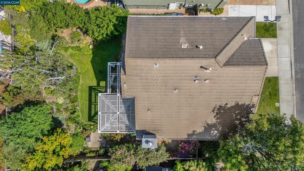 120 Mont St Michel Way Martinez CA 94553