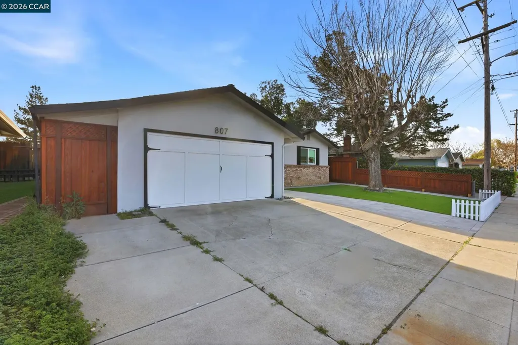 807 Crane Avenue Livermore CA 94551
