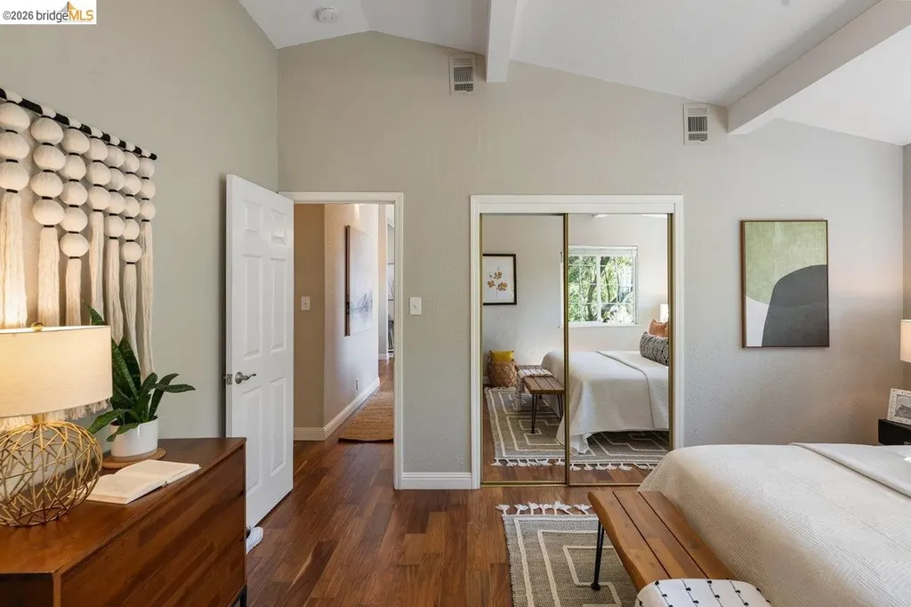 2343 Mastlands Drive Oakland CA 94611
