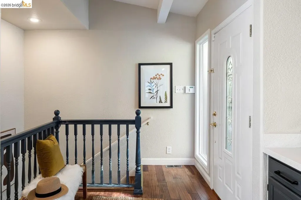 2343 Mastlands Drive Oakland CA 94611