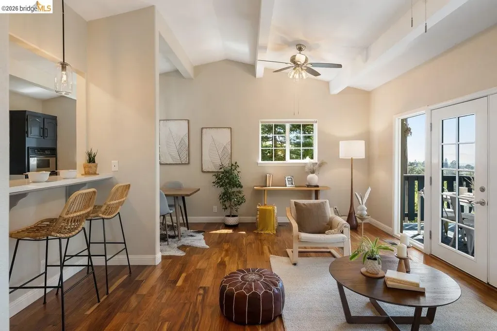 2343 Mastlands Drive Oakland CA 94611
