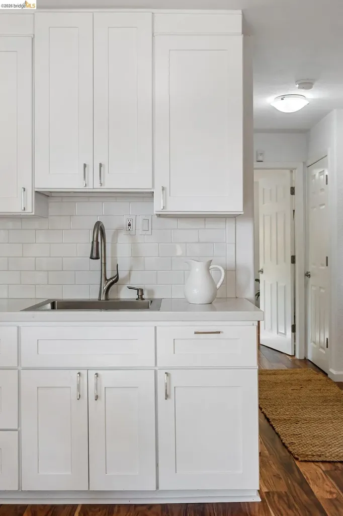 2343 Mastlands Drive Oakland CA 94611