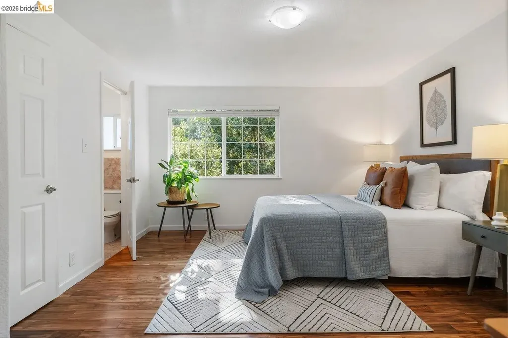 2343 Mastlands Drive Oakland CA 94611