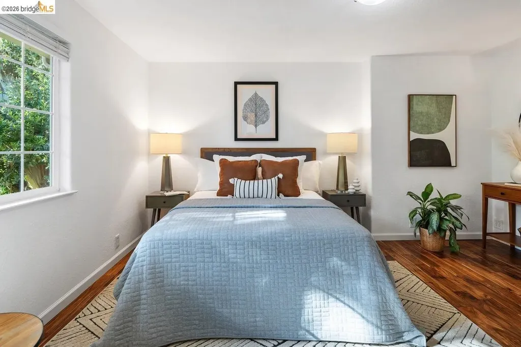2343 Mastlands Drive Oakland CA 94611