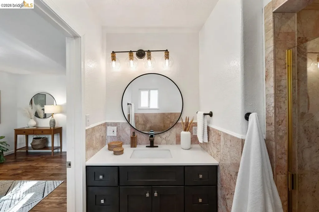 2343 Mastlands Drive Oakland CA 94611
