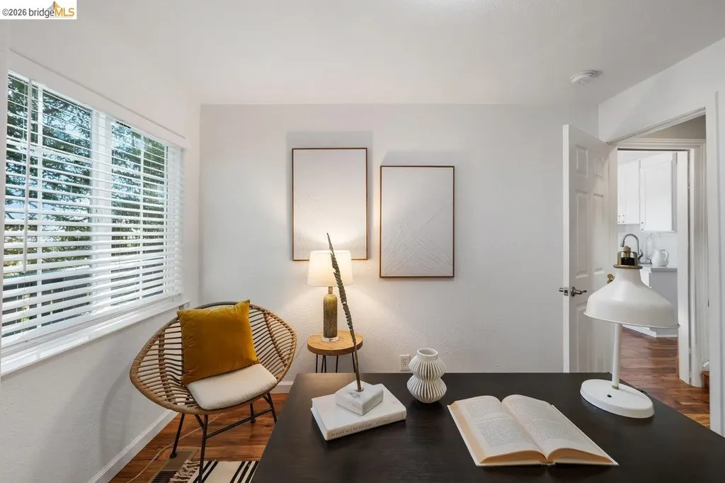 2343 Mastlands Drive Oakland CA 94611
