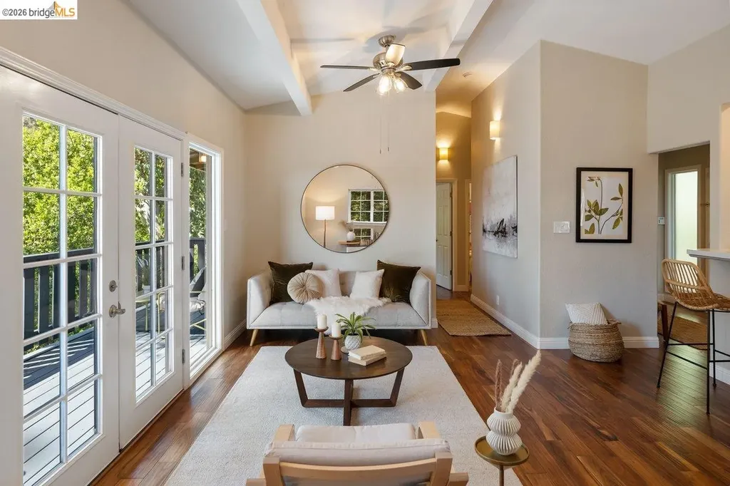 2343 Mastlands Drive Oakland CA 94611
