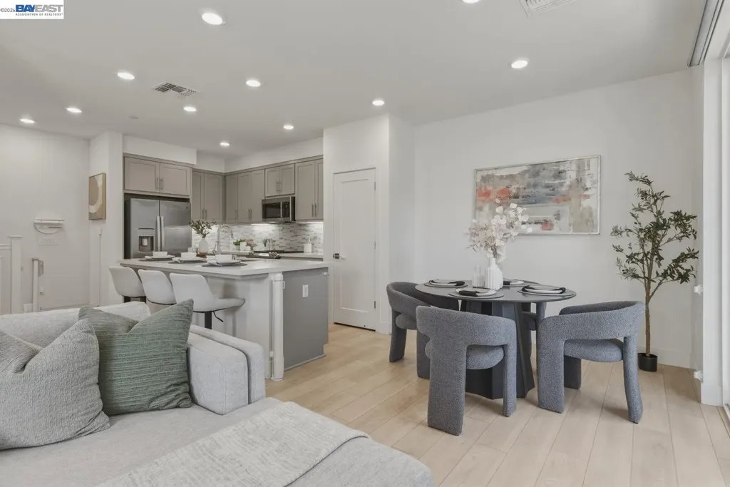 3693 Vision Common Fremont CA 94538