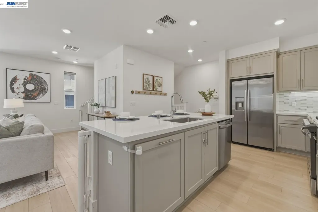 3693 Vision Common Fremont CA 94538