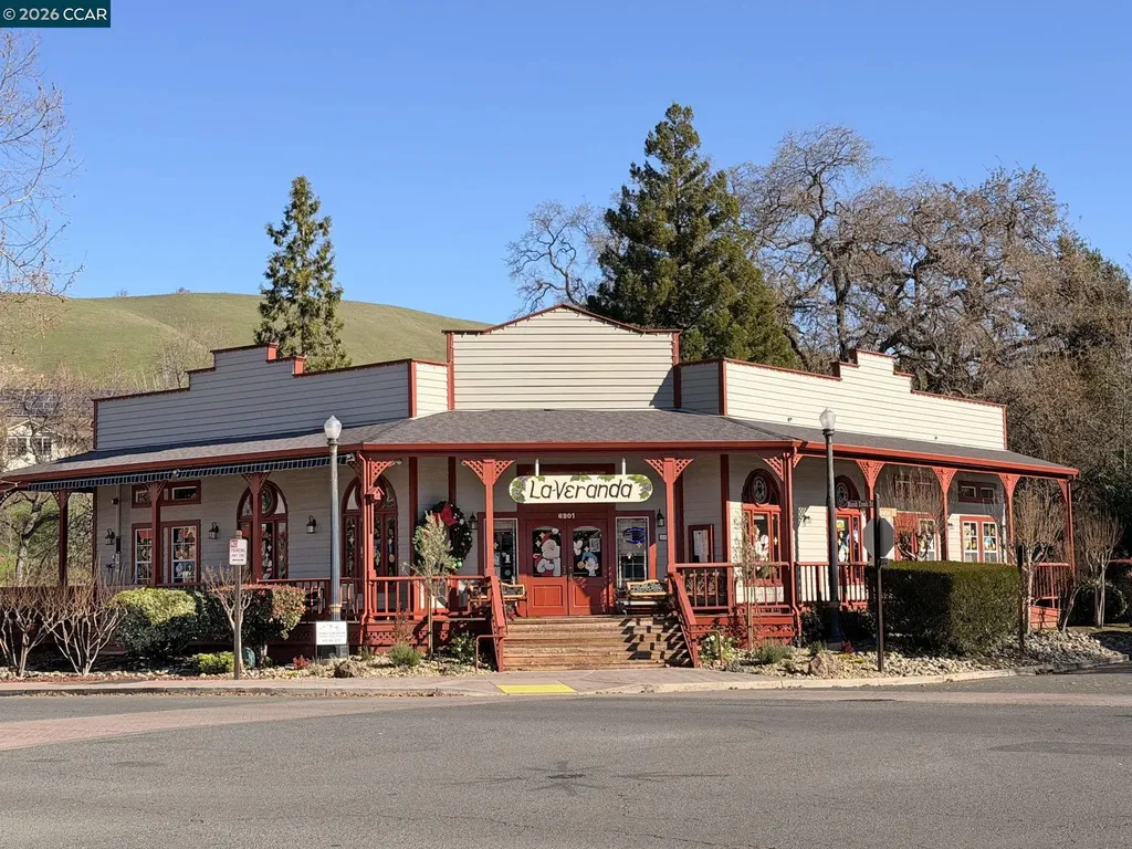 4 Long Creek Circle Clayton CA 94517