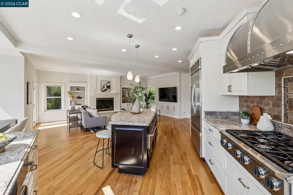 34 Sugarloaf Terrace Alamo CA 94507