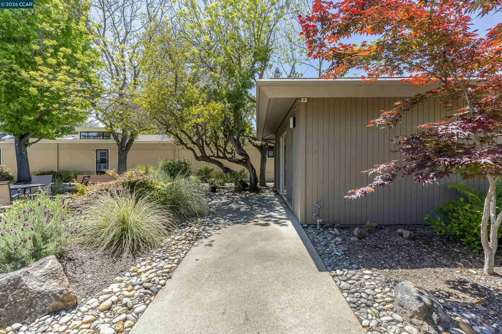 1109 Golden Rain Road Walnut Creek CA 94595